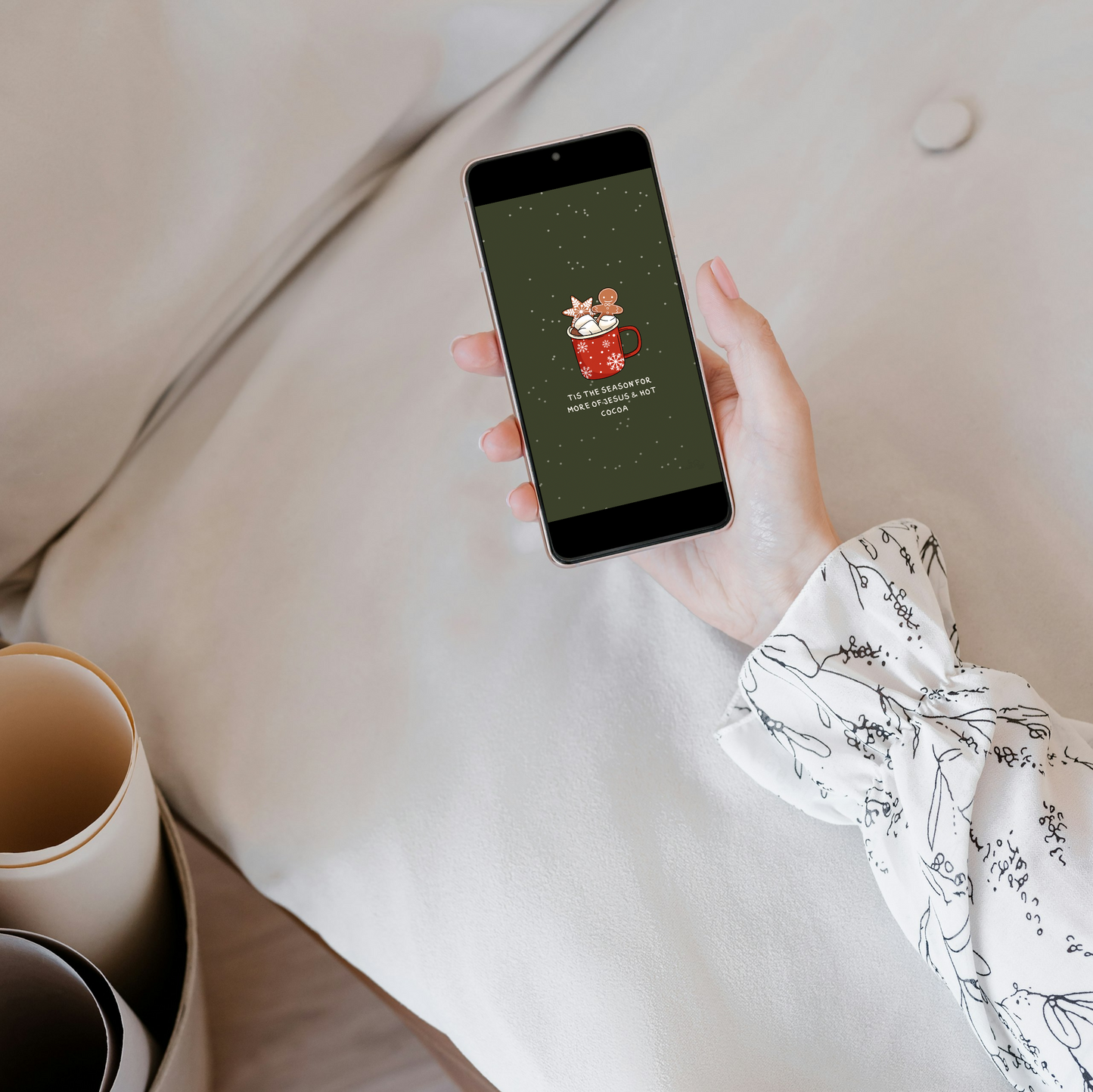 Tis the Season for More of Jesus and Hot Chocolate – Christian Cozy Holiday Phone Wallpaper